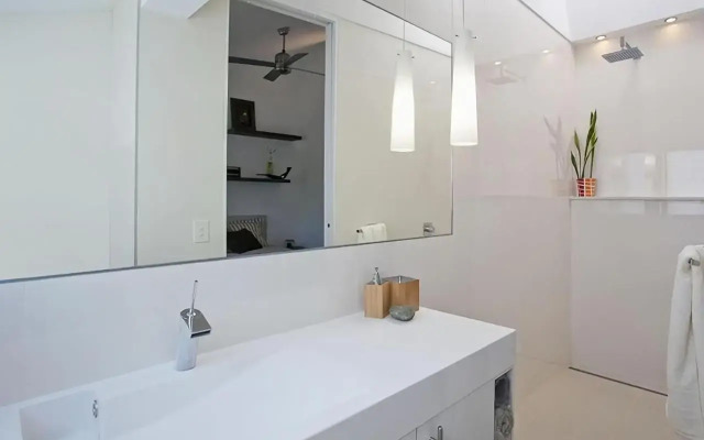 Unit 2 Alamode 27 Noosa Parade