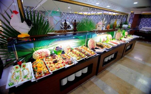 Klas More Beach Hotel