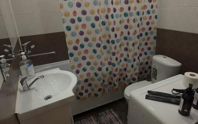 Апартаменты на улице Касьянова 4