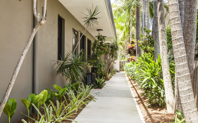 Julians Apartments