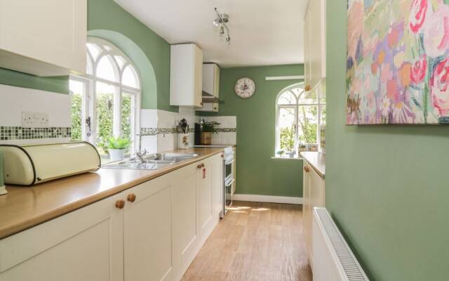 28 Stone Cottage