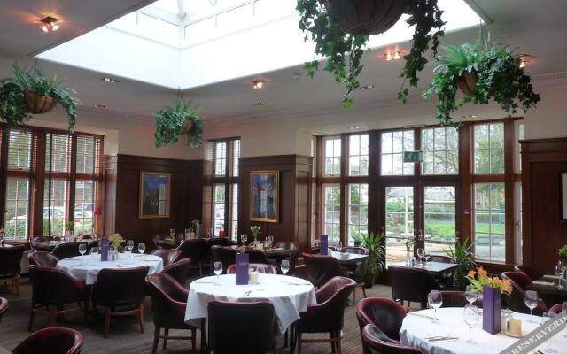 Hotel Ellisland