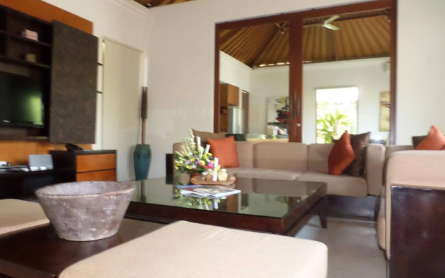 The Akasha Bali