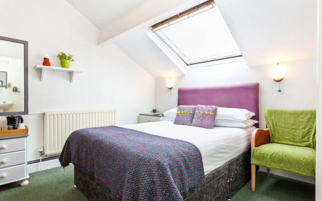 Lyndhurst Guest House