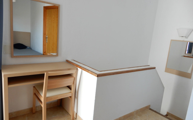 Marina Palmanova Apartamentos