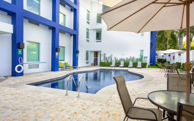 Holiday Inn Express San Jose Forum by IHG