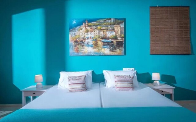 Anemos Inn Hotel