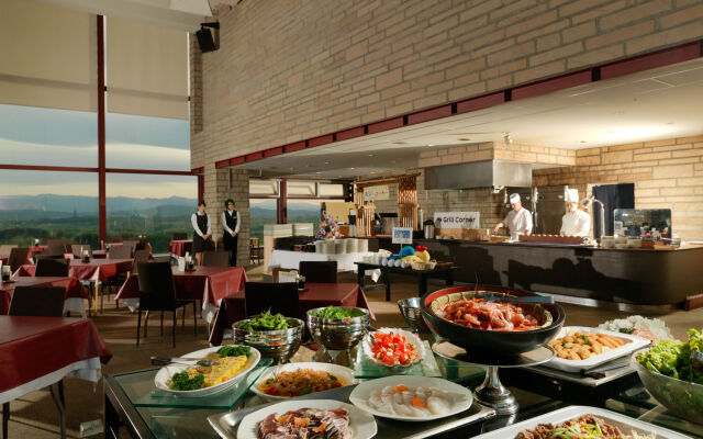 Sapporo Kitahiroshima Classe Hotel