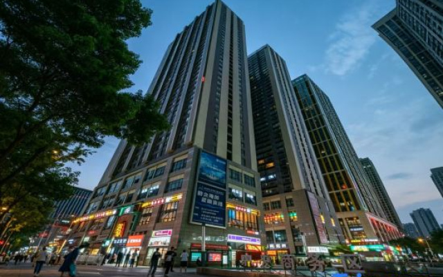 YUNSHUO · High Sky Private Soup Hotel (Huaguoyuan White House Songhua Road Metro Station) – Exterior – Guiyang