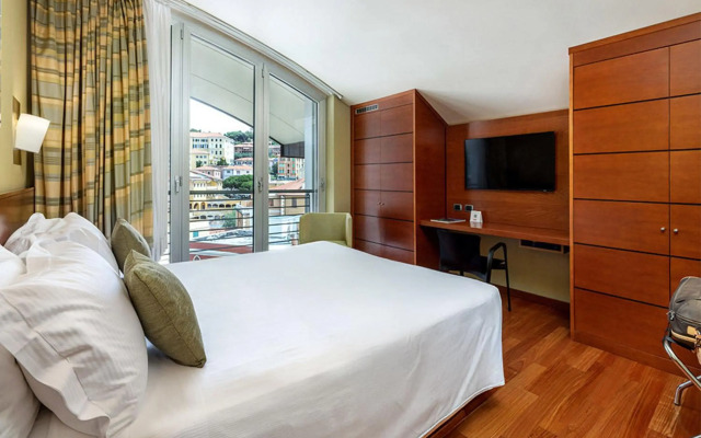 B&B HOTEL Imperia Rossini al Teatro