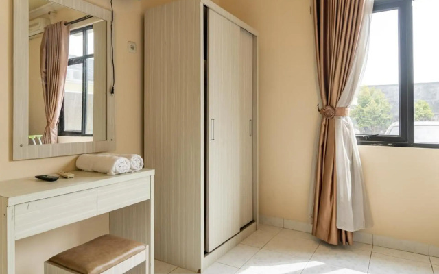 Hotel O near Universitas Widya Dharma formerly Nugraha Residence – Guest Rooms – Palembang
