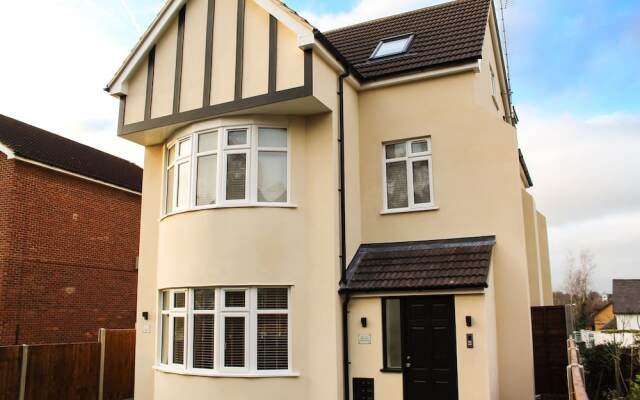 West Finchley by Viridian Apartments