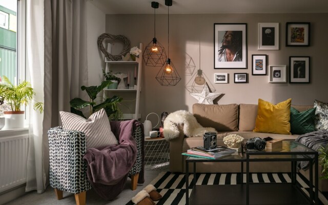 Habita Property 3 Bedroom House Parking