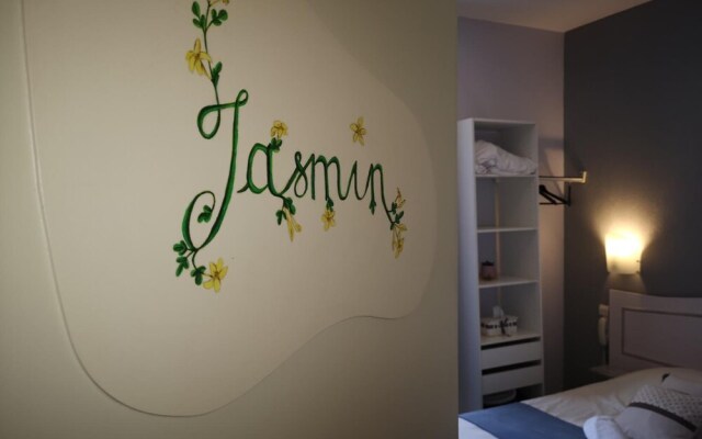 Hôtel Restaurant Le Prieuré