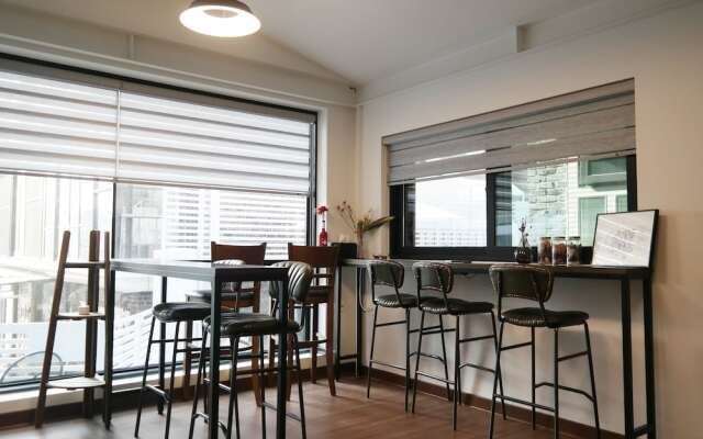 P.S. Guesthouse Itaewon - Hostel