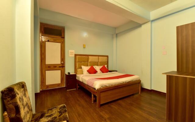 OYO 7341 Hotel Himalayan Hamlet