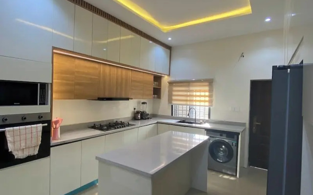 Zion Residence