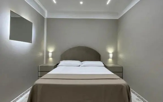 Hotel 2000