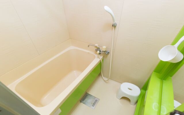 Guesthouse Sunshine Enoki Shin-Fukae