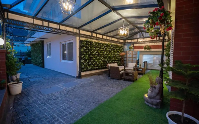 Terrakotta Rishikesh