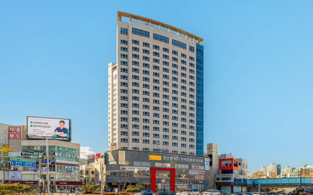 The Sky Hotel