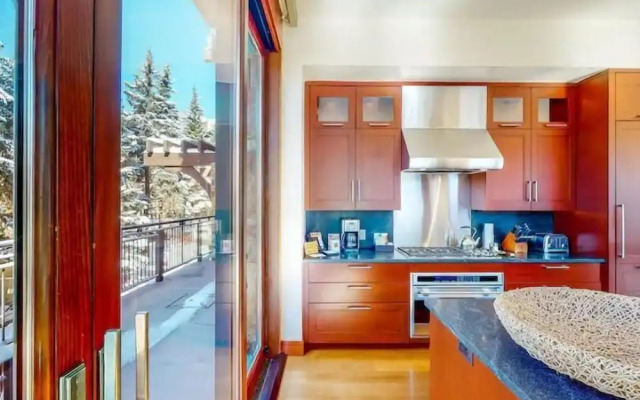 Platinum Vail Solaris 3 Bedroom Vacation Rental Set at the Base of the Mountain Just Steps From the Gondola