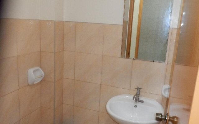 Sunshine Paradise Inn