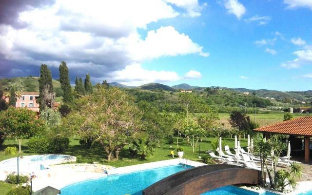 Azienda Agrituristica Parmenide