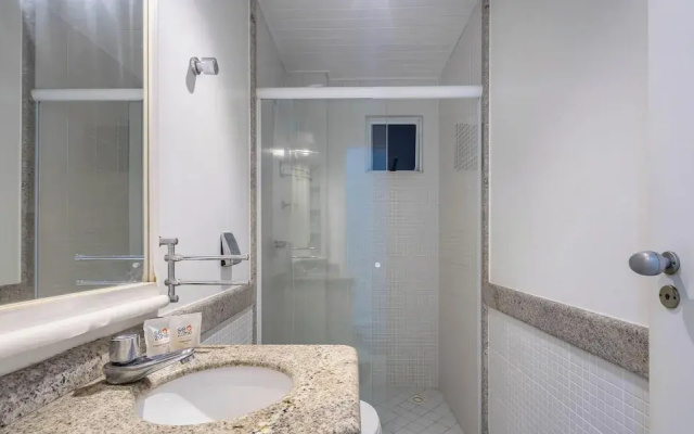 3-bedroom Apt Only 300m From the Beach Ejs0803