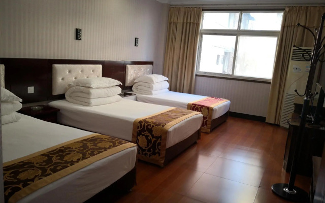 Dongzhi Lijiang Hotel