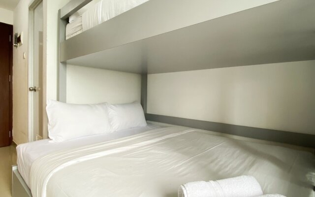 Cozy Stay Studio At Sayana Bekasi Apartment