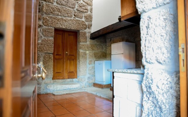 Rustic House with Swimming Pool, Vieira Minho by Izibookings