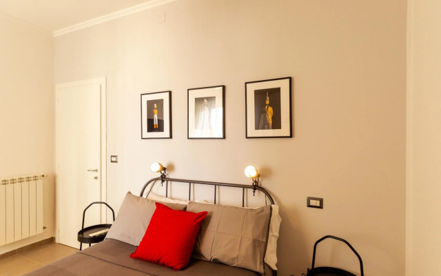 Neapolitan Skyscraper Apartment