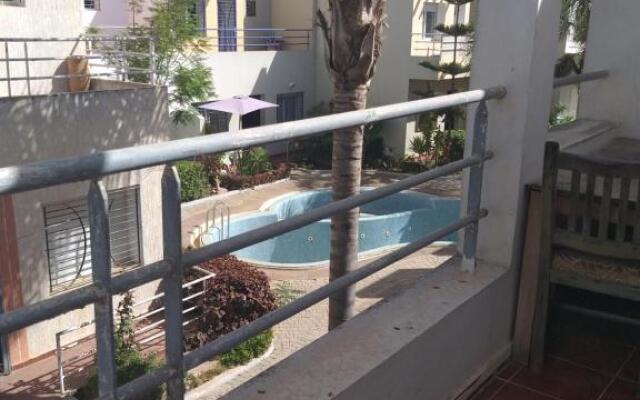 Bel appartement meublé B 16