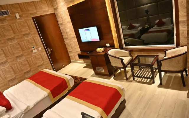 Hotel Aakriti Clarks Inn Express