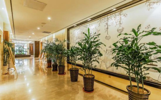 Manzhouli Duolisi Art Hotel