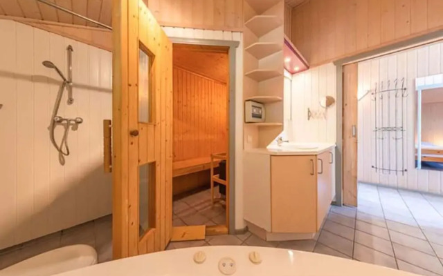 Ferienhaus mit Sauna im Ferienpark Mirow