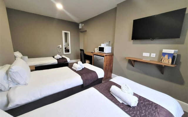 The New County Hotel