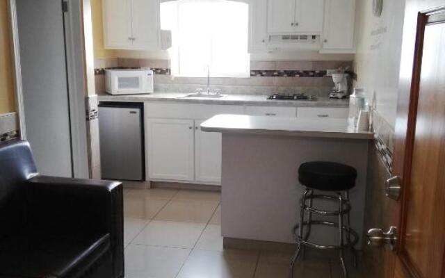 Suites Leon Rojo