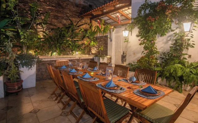 Casa Romance Escondido