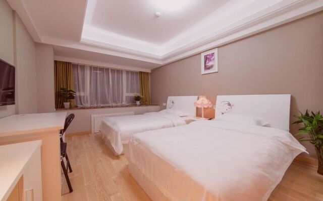 Shengteng Hotel (Hangzhou East Railway Station West Plaza)