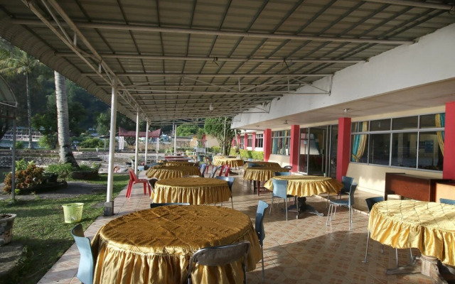 Airy TPR Sinaga 1 Parapat