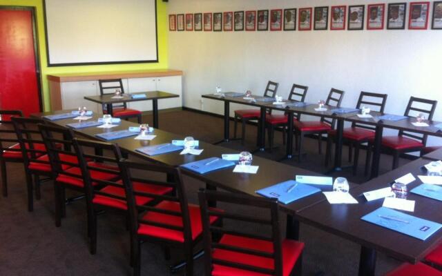 Enzo Hotels Vierzon By Kyriad Direct