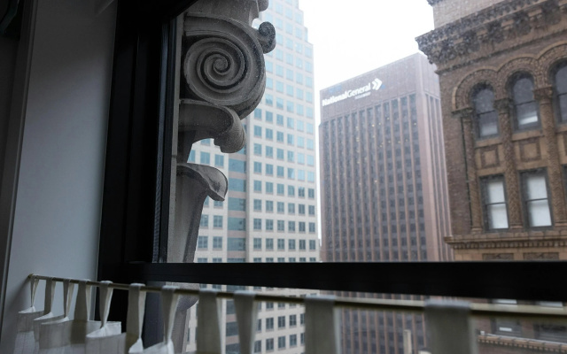 Fidelity Hotel