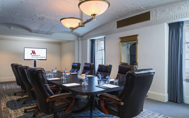 Marriott St. Louis Grand