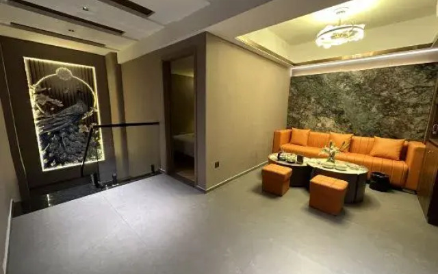 Panshan Panhu Inn (Chaozhou Ancient Town West Lake Park Branch)