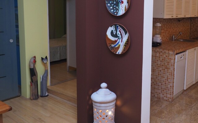 Comfortable Nena Apartment with Nice View
