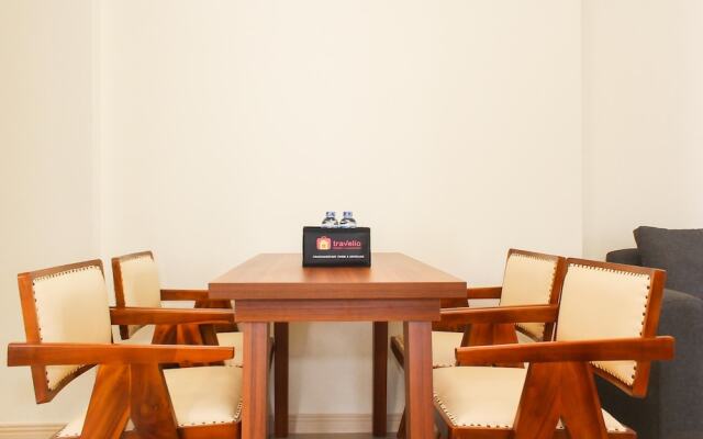 Comfortable and Homey 3BR at Meikarta Apartment