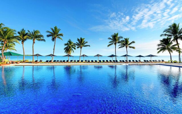 Hilton Fiji Beach Resort and Spa