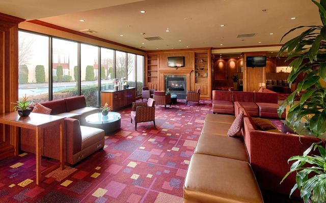 Red Lion Hotel & Conference Center - Seattle/Renton